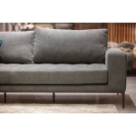 lins-hornsofa2