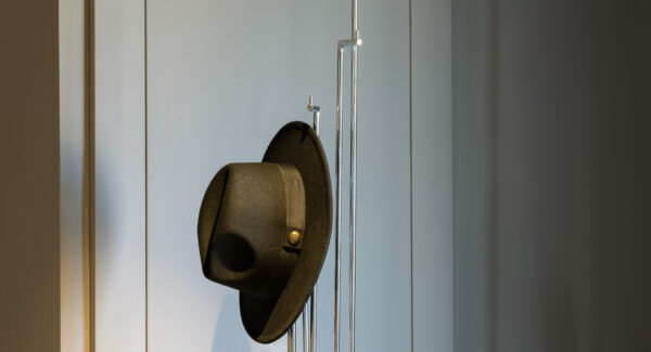 ALFRED_COAT1