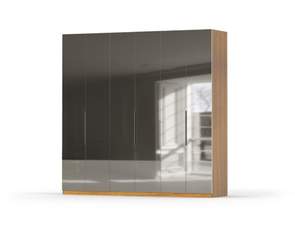 PLAT_-_GJÄNGD_GJÄNGD_garderober_i_glas_1
